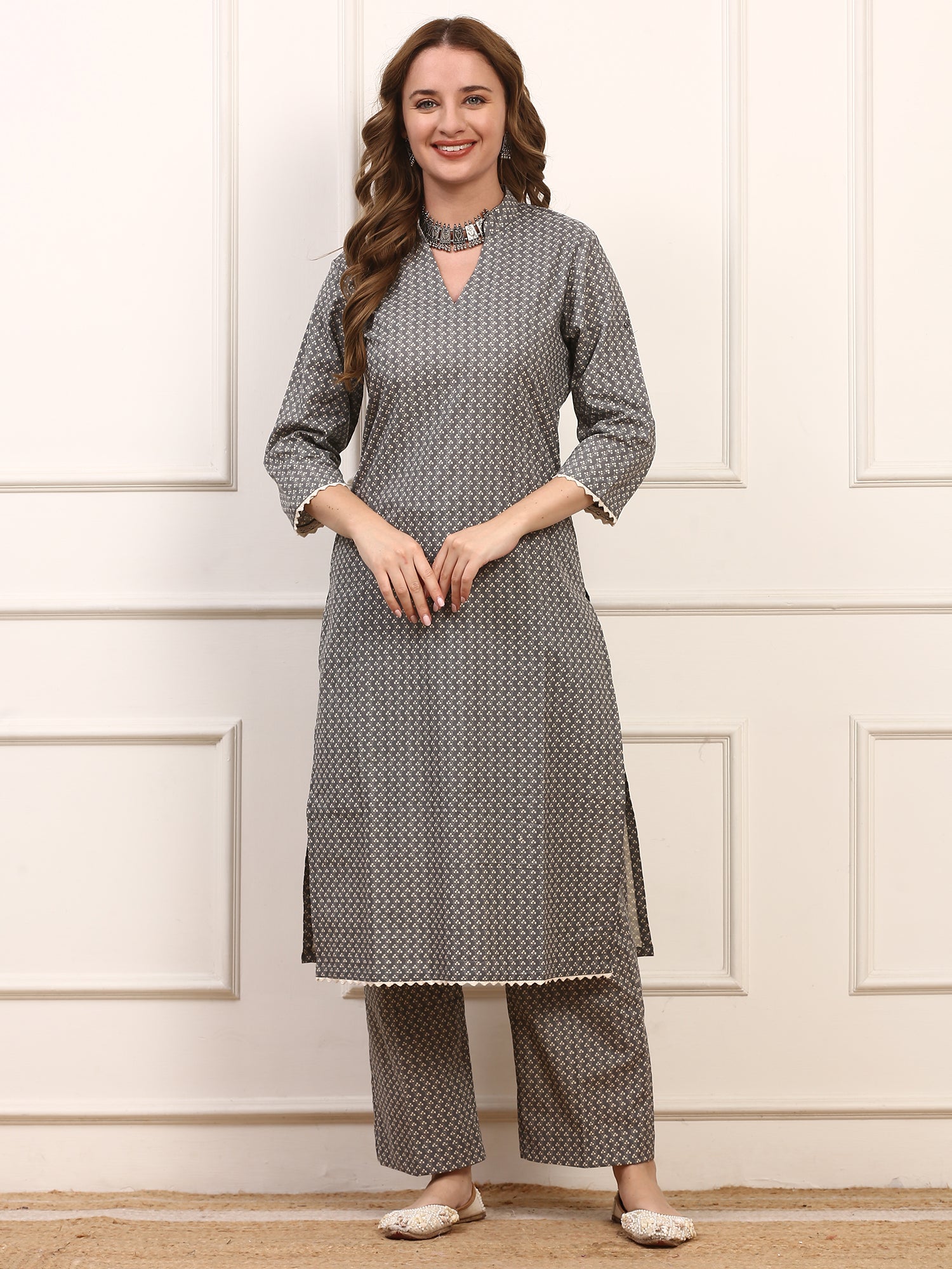Grey Printed Cotton Kurta Set for Women – Elegant Daily Wear Suit with Pants
