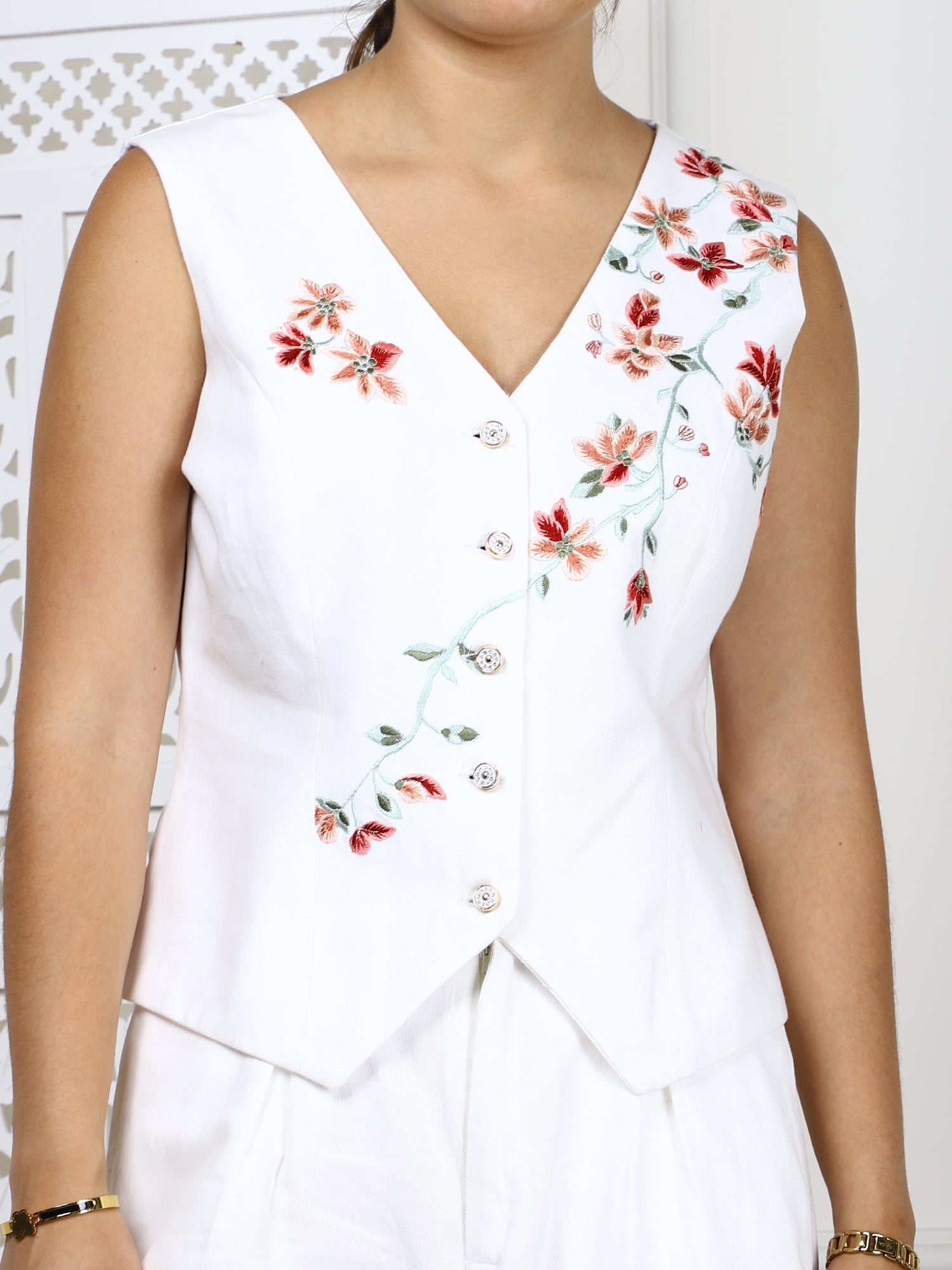 2-Piece White will Cotton Hand-Embroidered Co-ord Set