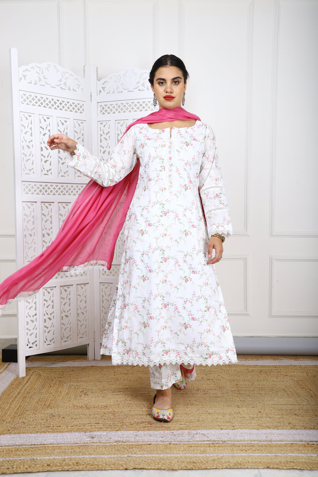 3 Piece - Lawn Printed Cotton Stitched Suit