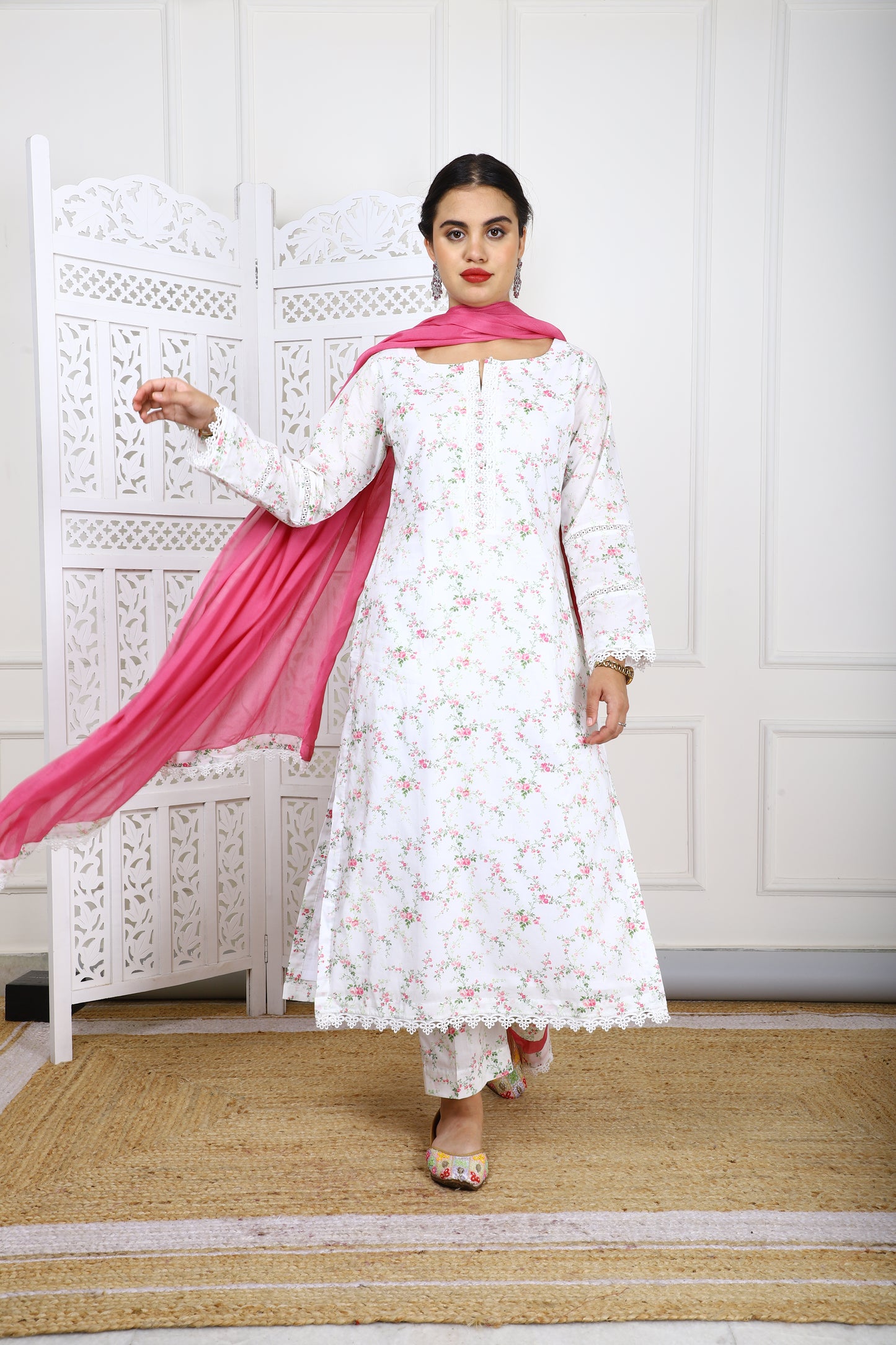 3 Piece - Lawn Printed Cotton Stitched Suit