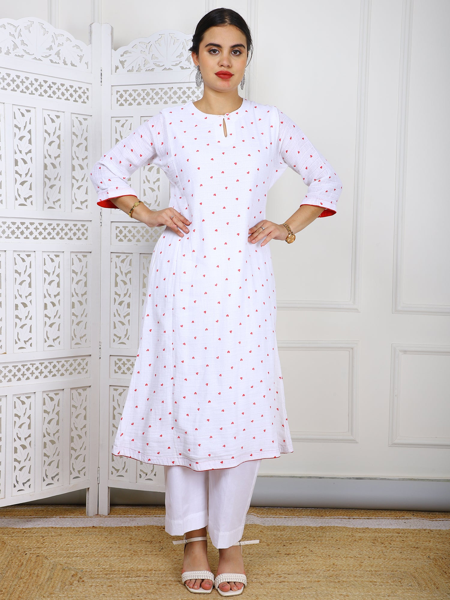 2 Piece Premium Jute Stitched White with Red Heart Print Set