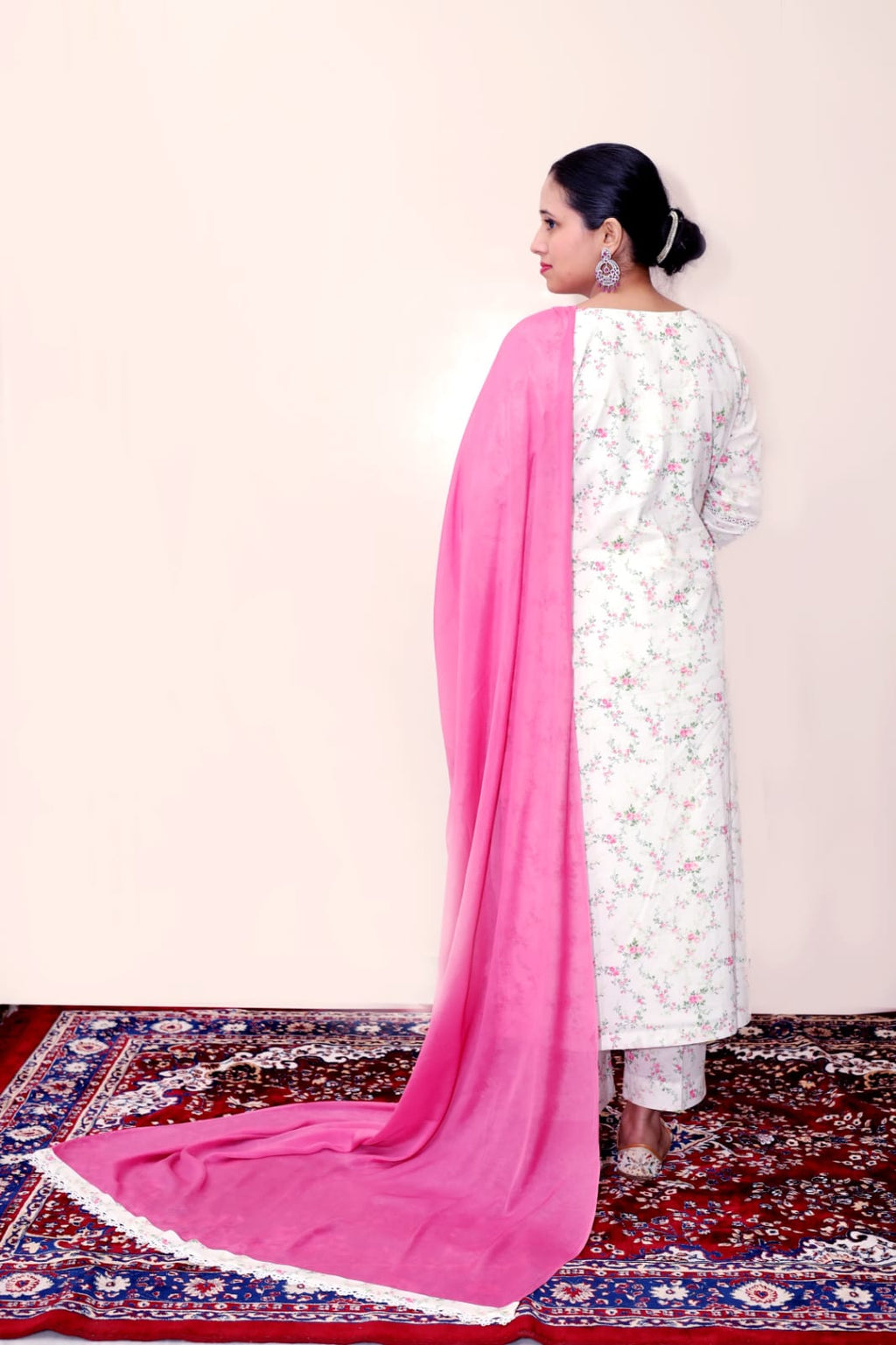 3 Piece - Lawn Printed Cotton Stitched Suit