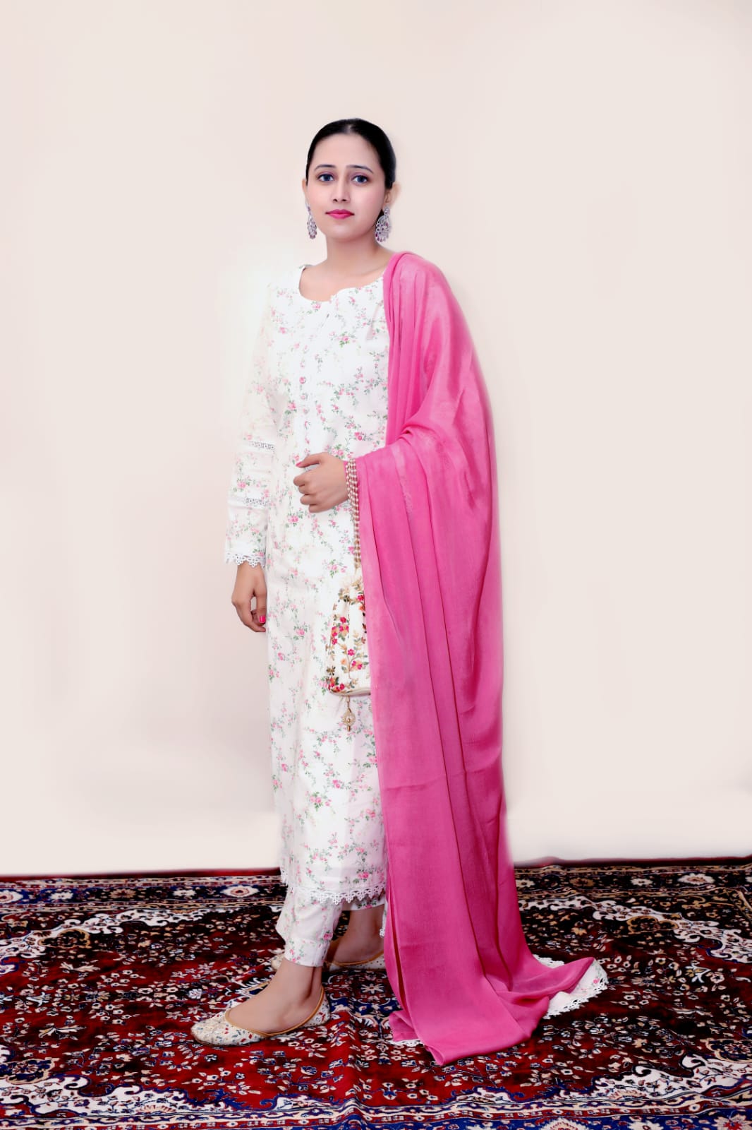 3 Piece - Lawn Printed Cotton Stitched Suit